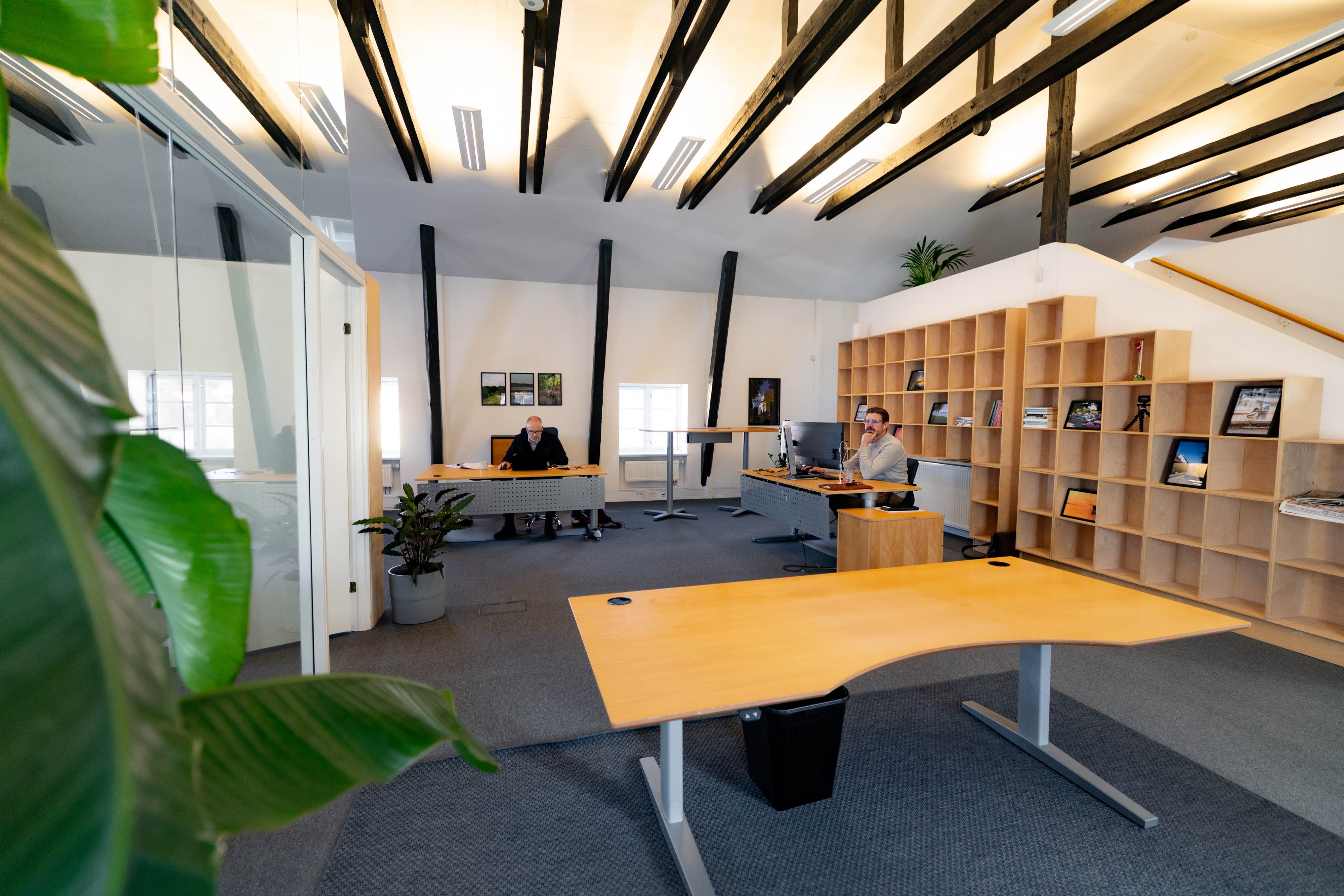 Lyst kontorlokale i Mariager Kontorfællesskab (forrige billede)